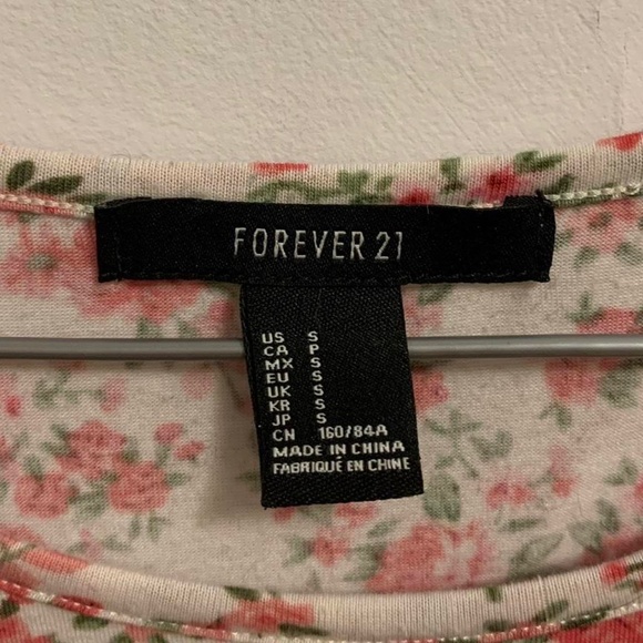 Forever 21 rose floral t-shirt flare sundress, size small, great condition - Picture 4 of 4